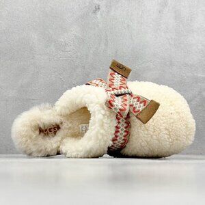 UGG White Bow Plush Slippers